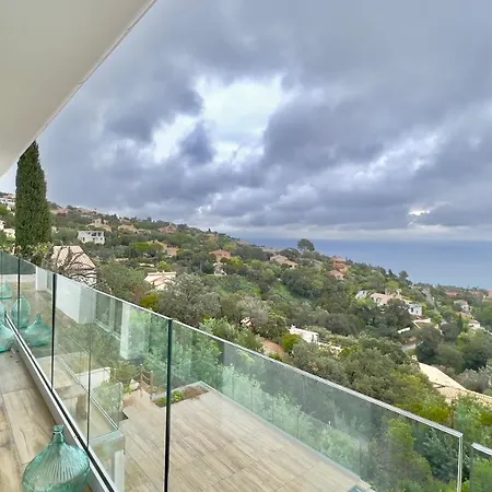 Aux Issambres Seaview *